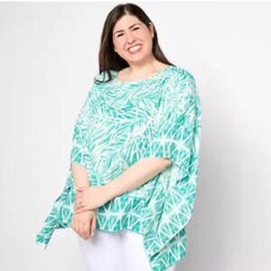 A639649 Belle Beach by Kim Gravel Seascape Boatneck Border Poncho